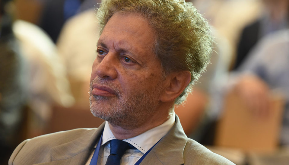 Dr. Paul Abrams