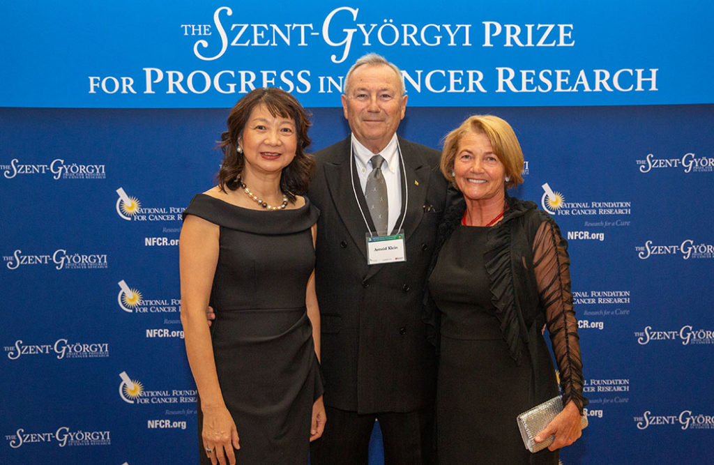 GirardIm_NFCR2022-1185 small 2022 Global Summit Cocktail Party