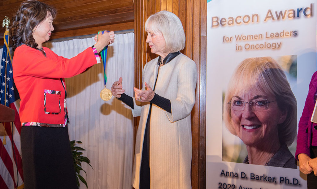 GirardIm_NFCR2022-684 small Sujuan Ba gives Beacon Award Medal to Anna D. Barker